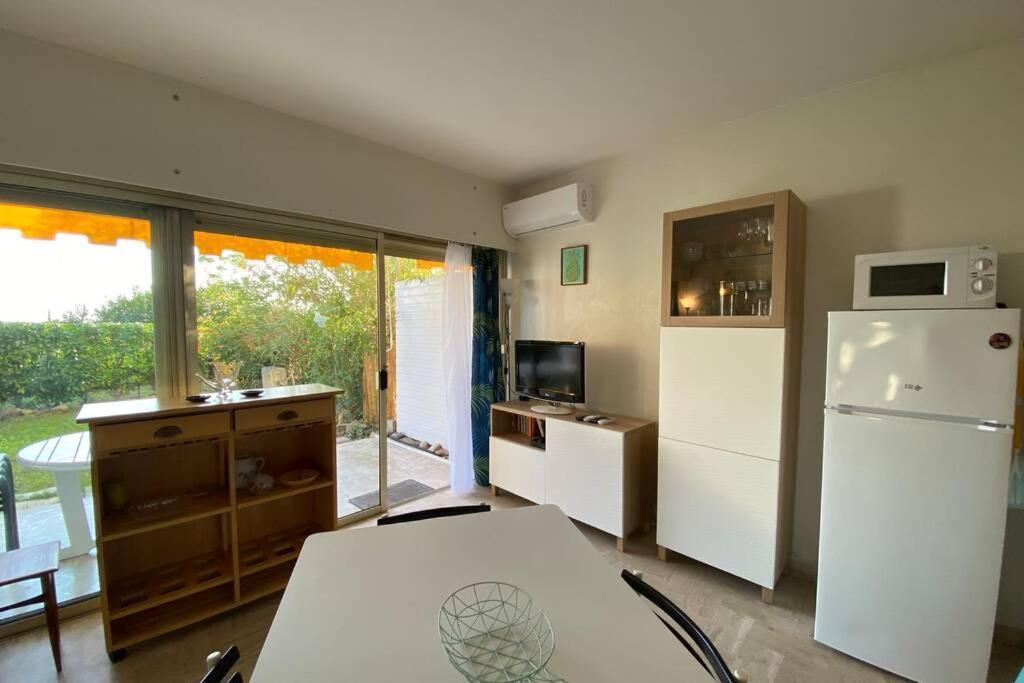 C037-Nice Studio With Garden And Parking - Near Beach Cannes Zewnętrze zdjęcie